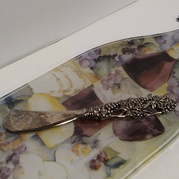 Wine Bottle Dessert Plate and Knife - Picture 11 of 13